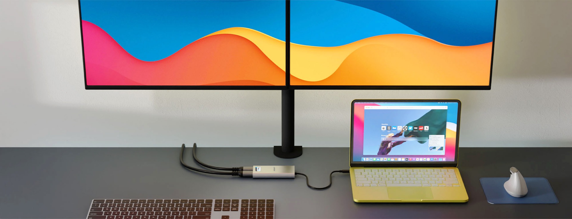 How DisplayLink works &mdash; four steps from MacBook Neo through USB-C to dock chip to multiple external monitors